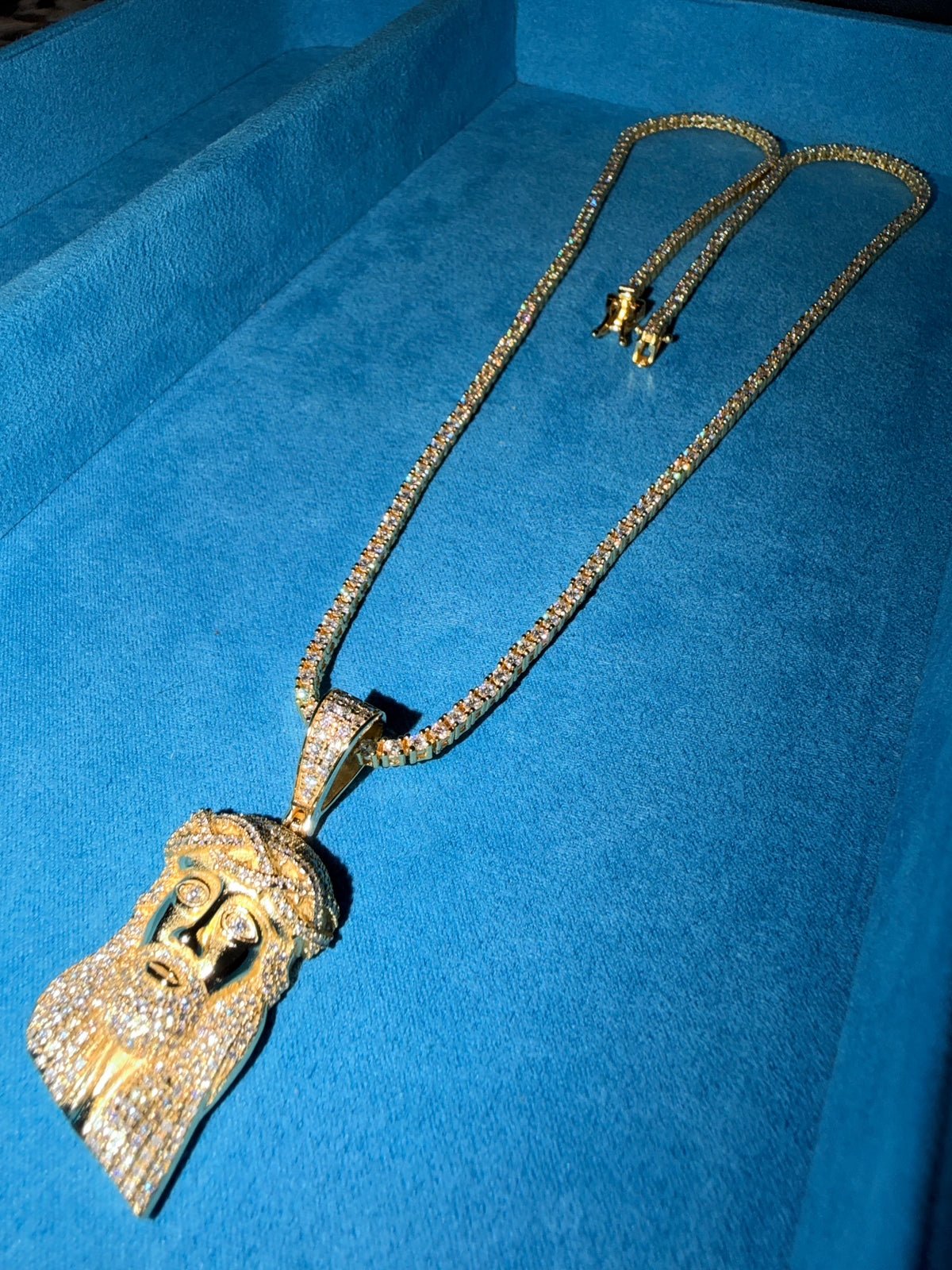 2mm Tennis Chain + Jesus Pendant